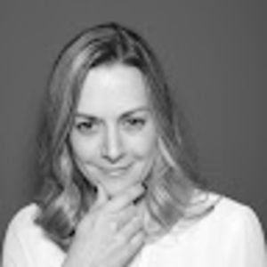 Meet your Posher, Loralee